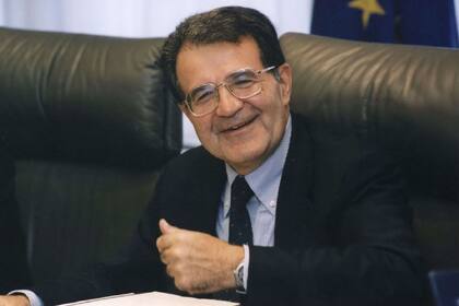Romano Prodi, exprimer ministro de Italia y uno de los propulsores de la Unión Europea, cree que el mercado común atraviesa por una crisis por falta de espíritu grupal en medio de la pandemia de coronavirus