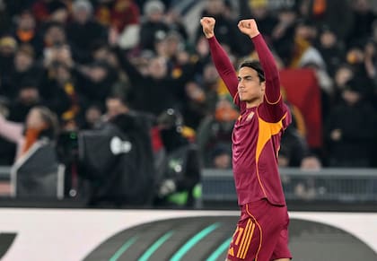 Roma, de Paulo Dybala, visita a Panathinaikos en Grecia