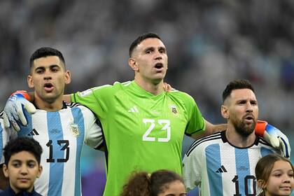 Romero jugó en seis de los siete partidos de la selección argentina en Qatar, donde destacó la unión y los valores que mostró el equipo dentro y fuera de la cancha