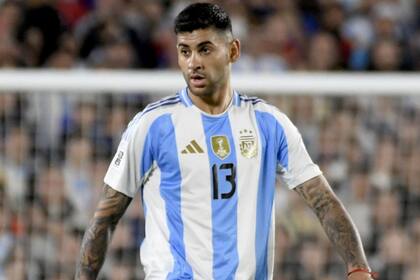 Romero se lesionó el pie derecho en Tottenham y solo pudo jugar un tiempo ante Paraguay