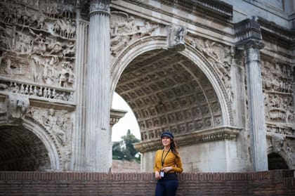 El arco de Septimio Severo es un antiguo arco de triunfo que se encuentra en el extremo noroeste del Foro Romano.
