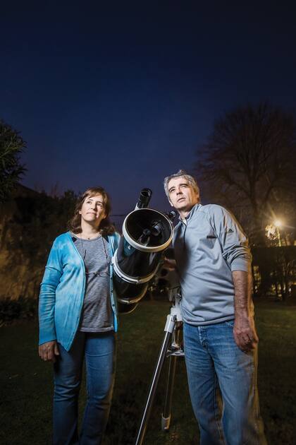 Romina Di Sisto y Eduardo Fernández Lajus, doctores en Astronomía e investigadores del Conicet