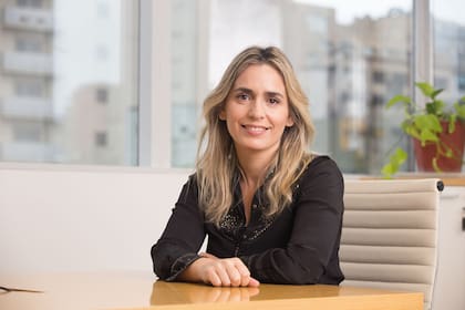 Romina Fernandez (Danone). "El principal desafío es con una misma y convivir con que no se puede aspirar a la perfección en todos los roles"