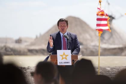 Ron DeSantis aprobó dos nuevas leyes en Florida este lunes 20 de abril (Foto: Instagram @flgovrondesantis)