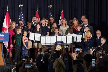 Ron DeSantis, gobernador de Florida, ha aprobado múltiples proyectos controversiales de cara a su carrera presidencial estadounidense