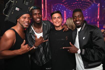 Ronaldinho, Pogba, Dybala y Matuidi, juntos en una fiesta en Miami