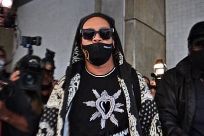 Ronaldinho reaparece como un próspero empresario en Brasil