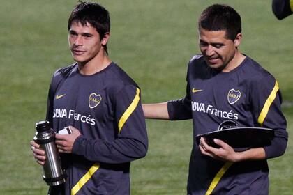 Roncaglia elogió a Riquelme