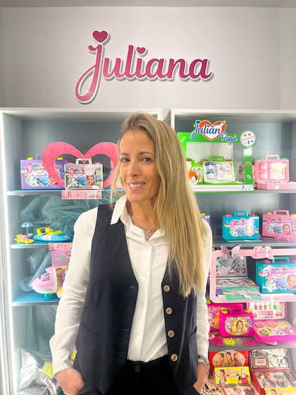 Ronit Bircz, socia fundadora de SisFriends, fabricante de las históricas valijitas