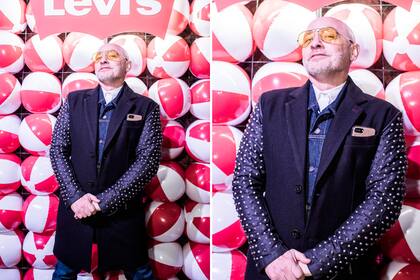 Ronnie Arias de rotation con un look muy particular