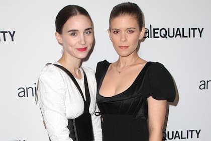 Rooney y Kate Mara