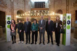 El premio del millón de euros: cómo un certamen literario se convierte en una bomba