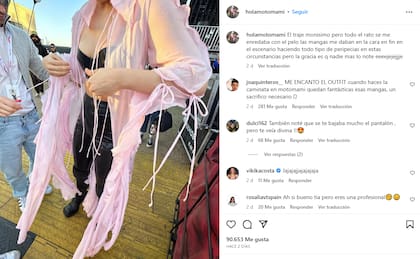 Rosalía compartió en su Instagram qué problema tuvo con el atuendo que usó en el festival Coachella