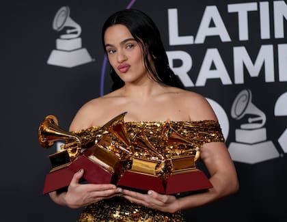Rosalia se llevó cuatro Latin Grammy en 2022 (AP Foto/John Locher, File)