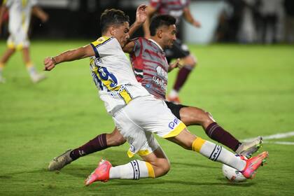 Rosario Central consiguió un valioso triunfo en el Norte