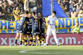 Aire para Cocca. El equipo le respondió y Rosario Central goleó a Godoy Cruz