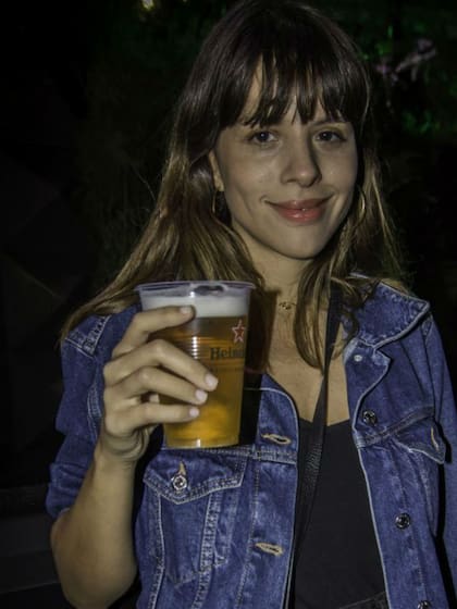Rosario Ortega, en una noche a pura cerveza y puro rock