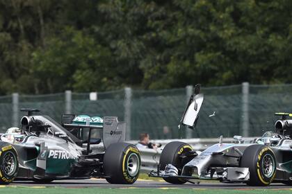 Las batallas entre Lewis Hamilton y Nico Rosberg en 2016 dinamitaron la relación entre los pilotos y agitaron una interna en Mercedes