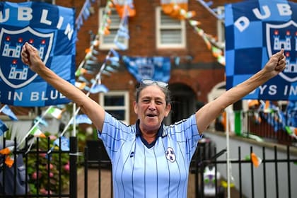 Rosie Parrot, la feliz abuela de Troy