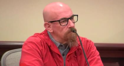 Ross Addiego declaró que Hannah Gutiérrez no estaba tan consciente de los protocolos de seguridad