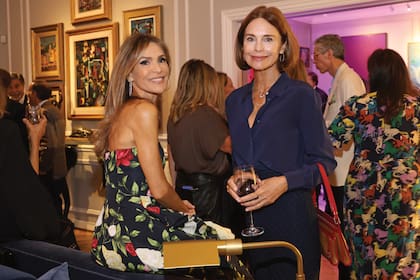 Rossella della Giovampaola y Flavia Martini, dos
de las mujeres más elegantes de Argentina