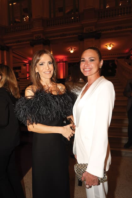 Rossella della Giovampaola y Natalia Lobo.