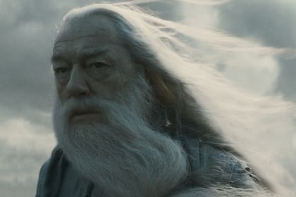 Dumbledore es el centro de la Academia Hogwarts, una situación que agradaría a alguien de Leo