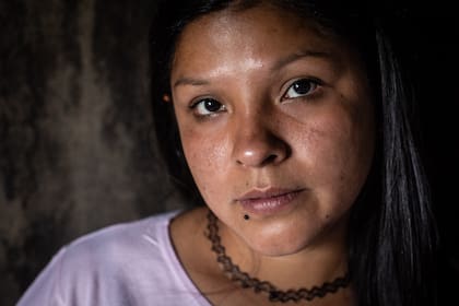 Roxana Flores sufrió violencia de género por parte de su expareja, que le prendió fuego la casa, en Salta