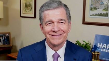 Roy Cooper, gobernador de Carolina del Norte