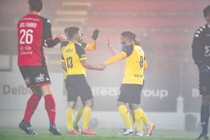 Royale Union Saint-Gilloise ascendió a la First División, mantuvo el plantel y domina el campeonato con claras ventajas sobre los más poderosos