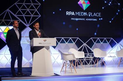 Gervasio Marques Peña, gerente Comercial de LA NACION, y Fernando Mariasch, director de RPA Media Place