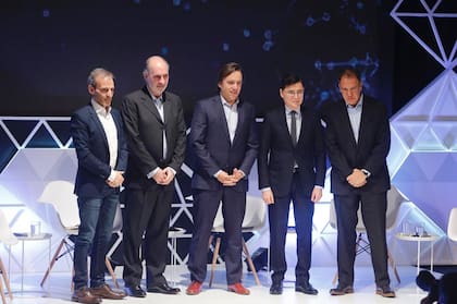 Guillermo Rivaben (LA NACION), Guillermo Campanini (Telefe), José Del Rio (LA NACION), Jorge Fontevecchia (Perfil) y Daniel Hadad (Infobae)