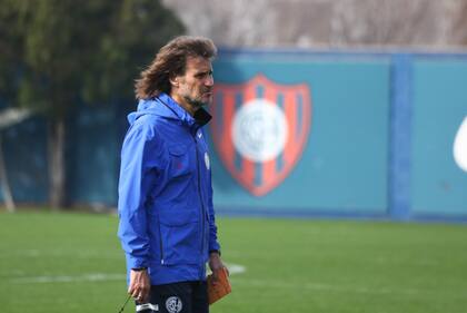 Rubén Dario Insua aún no renovó su vínculo con el Ciclón, pero Moretti aseguró que le ofrecerá una extensión por dos años con un importante aumento de sueldo