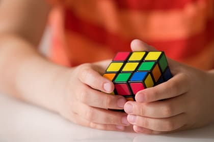 El cubo Rubik tiene 43 trillones de combinaciones posibles