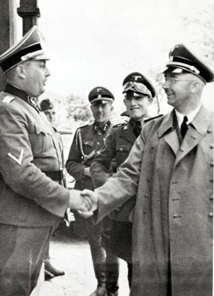 Rudolf Höss fue parte clave de la comandancia nazi, al igual que el jefe de las SS Heinrich Himmler