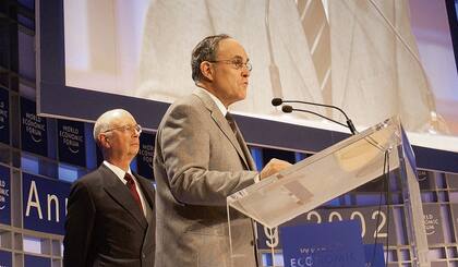 Rudolph Giuliani, exalcalde de Nueva York, junto al presidente del WEF, Klaus Schwab