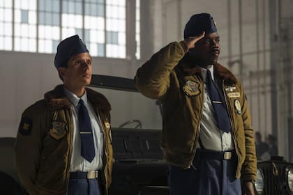 Rudy Mancuso y Jovan Adepo, en una escena de la serie