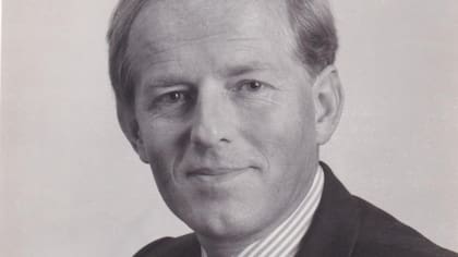 Rugg dijo que su padre eludió las sospechas porque era "muy querido" por mucha gente