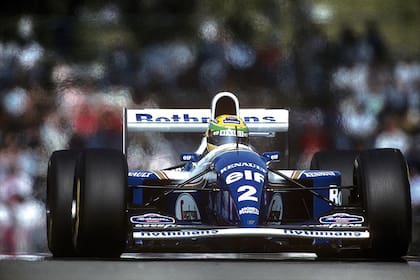 Rumbo a la eternidad. Ayrton Senna al comando de su Williams FW16-Renault el 1° de mayo de 1994 en el circuito de Imola