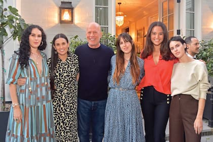 Rumer, Demi Moore, Bruce Willis, Scout, Emma Heming y Tallulah