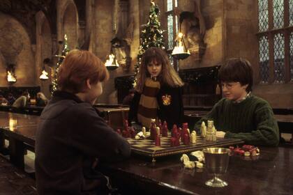 Rupert Grint, Emma Watson y Daniel Radcliffe en la primera película de la saga, Harry Potter y la piedra filosofal