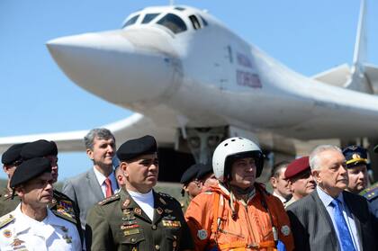 Rusia envía a Venezuela dos bombarderos con capacidad nuclear para ejercicios militares