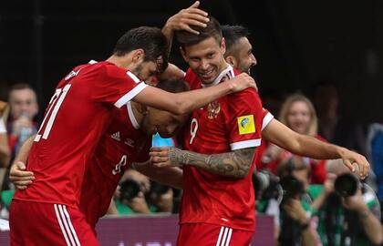 Rusia festejó en el inicio de la Copa Confederaciones