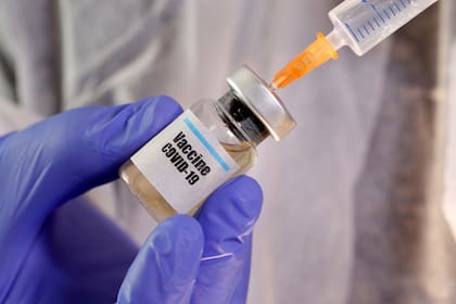Los especialistas aseguran que las vacunas son efectivas contra las cepas de coronavirus que hoy se conocen