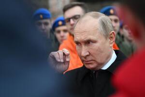 Presionado, Putin enfrenta deserciones, pánico y rebeliones entre las tropas