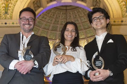 Russel Herneman del diario The Sunday Times, Ana Gueller de LA NACION y Andrew Sondern de The New York Times