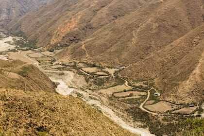 Ruta de Los Toldos a Santa Victoria Oeste. Nueva Ruta PN Baritú.