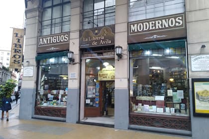 De Ávila, la librería más antigua del país, participa de La Ruta del Libro en San Telmo