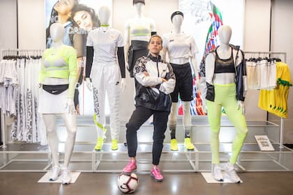 Ruth Bravo, sub capitana de la selección, quiere un fútbol igualitario y profesional. Por eso juega, se entrena y cuenta su experiencia, para motivar a otras chicas a seguir jugando.