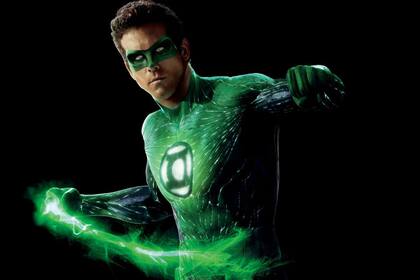 Ryan Reynolds en Linterna verde, uno de los superhéroes más conocidos por el público